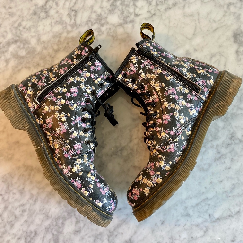 Floral Doc Martens!